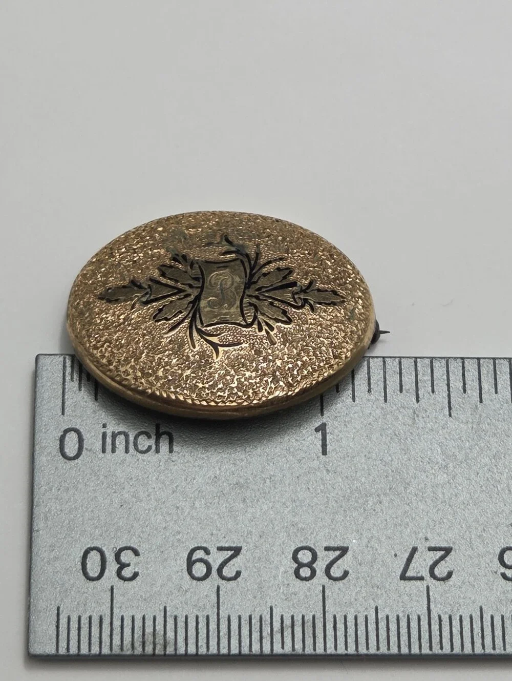 Antique Victorian Gold Filled Brooch With Taille d’Epargné Enamel Engraved 